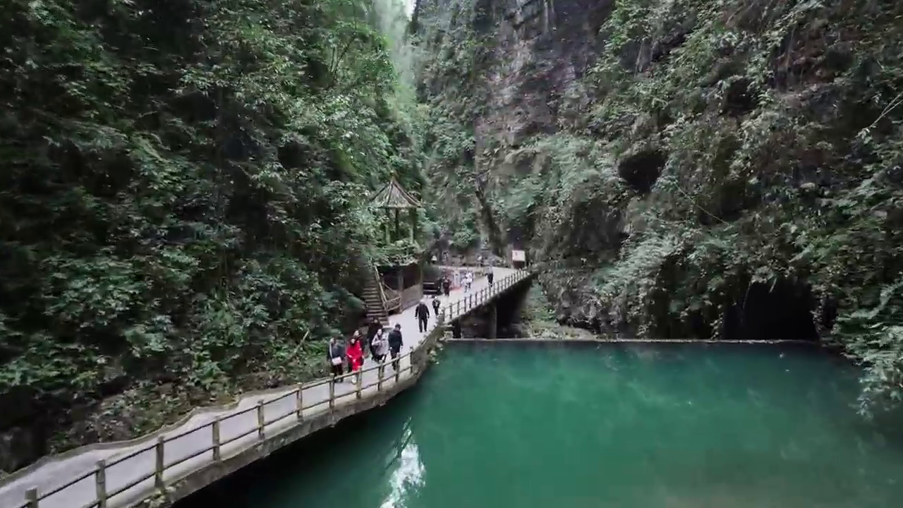 逃离暖气房，去阿依河森呼吸，赴一场冬日之约，阿依河徒步走起#阿依河景区#徒步