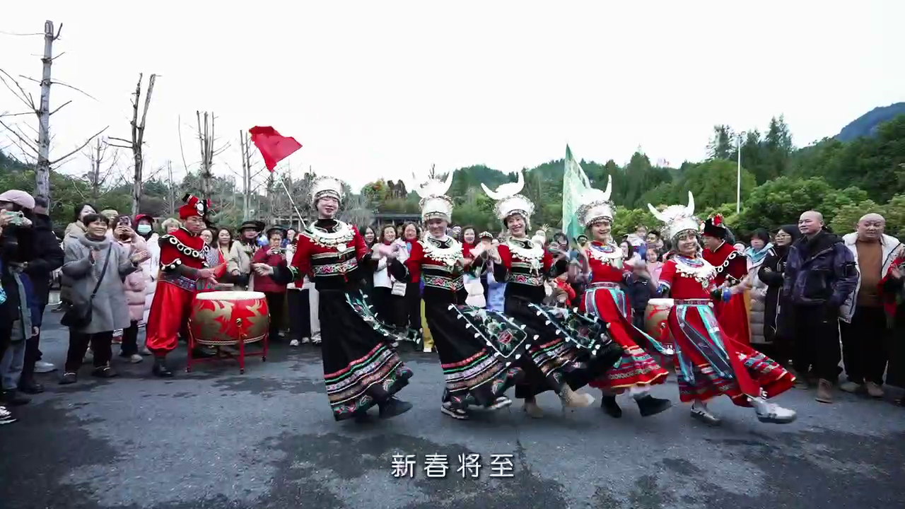 春节自驾去阿依河！苗乡年味拉满，打卡还能赢大礼 #娇阿依贺岁苗乡过春节#阿依河#娇阿依